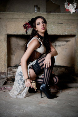 steam-girls:  Steampunk experimentsby enigmista91