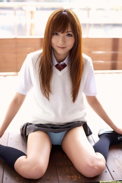 av-idolls:  麻倉憂http://blackcrowxxx.blog.fc2.com/blog-entry-5.html