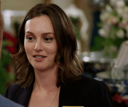 Brown-eyed Beauty Leighton Meester Rocking A Smart And Sexy Business Blazer In The Role Of Laura Huggins