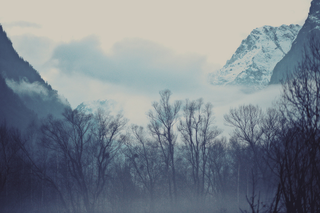 magicsystem:  Mountain air (by .sashi) 