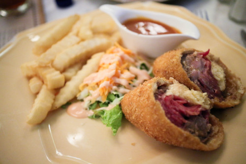 Beef Stroganoff at Giggle Box Bandung Indah Plaza