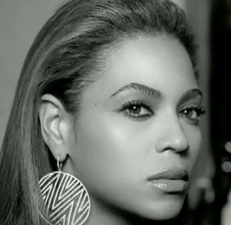 mojojojoe:  sustainablefarming:  beydesign: Beyoncé was wearing the If I Were A