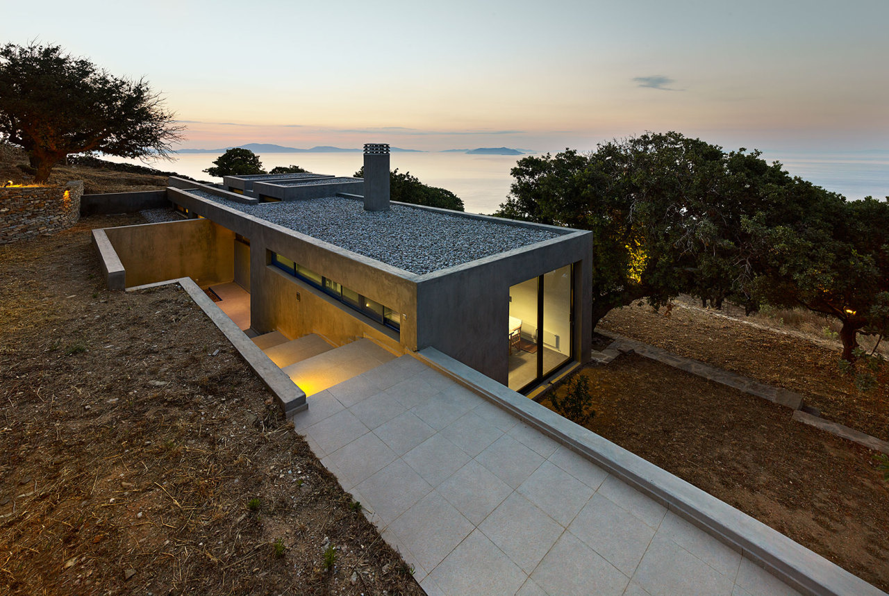 titaniumtopper:  dezeen:  Architects Marina Stassinopoulos and Konstantios Daskalakis