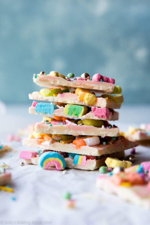3-ingredient lucky charms bark.