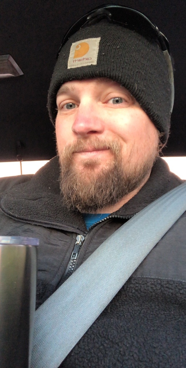ghostsonthestereo:  @barefootbluejeannight1 tagged me to post a selfie so I tag @walden-west,