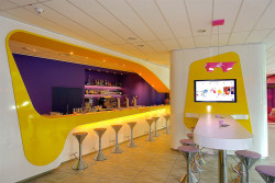 stylish-homes:  Hotel bar, Prizeotel Hanover, Germany by Karim Rashid by Ken Lee 2010 