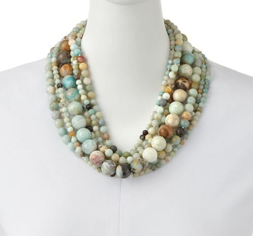 Kenneth Jay Lane - Multi strand amazonite bead necklaceFonte : www.lyst.com , via tinamotta.tumblr.c