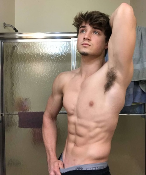 cuntryrednektrash666: Hairy musk scent