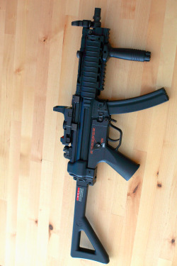 cokexgod:  cokexgod:MP5 R.A.S | Coke  