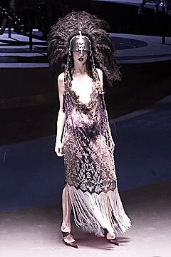 spookyloop - hautedeath - Alexander McQueen’s fw 2001 show was a...