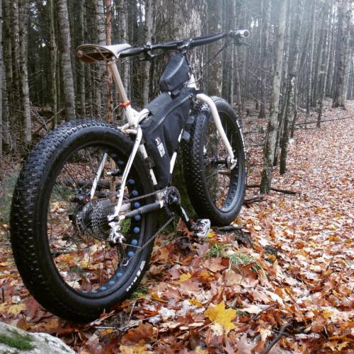 singularitas: Riding in the northwoods is ok. #fatbike (at McNaughton Lake trail)