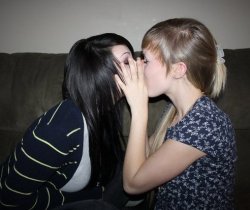 hotcouplesmakingloves:  couples kissing