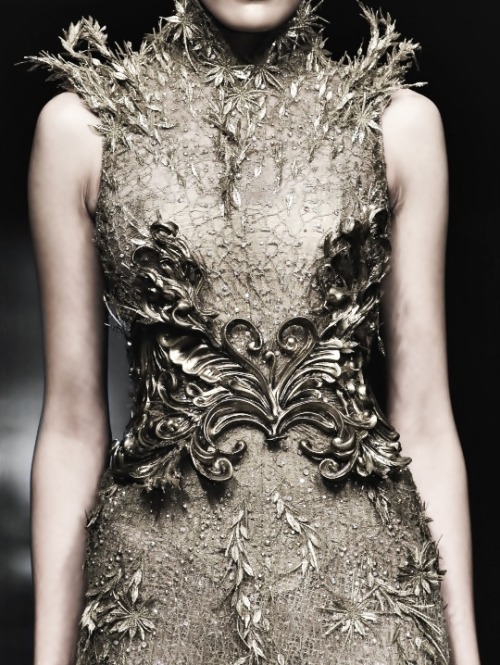 perseusandmedusa:Tex Saverio Haute Couture 2012