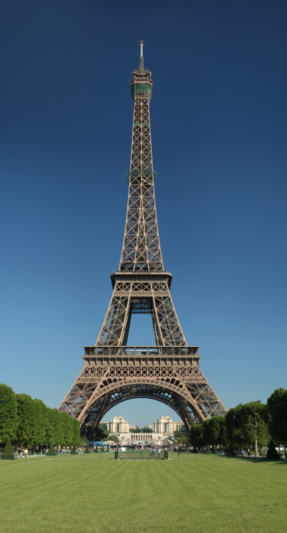 The Eiffel Tower (French: La Tour Eiffel, [tuʁ ɛfɛl]) is an iron lattice tower located on the Champ 