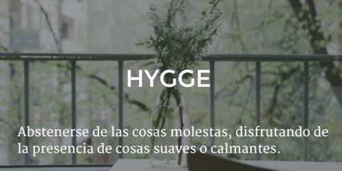 somospandaspordentroyporfuera:  Palabras geniales en otros idiomas  1/2-Una chica invisible. 