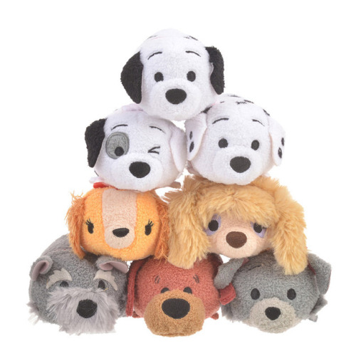 The Disney Tsum Tsum Dog Set is now available in Japan!