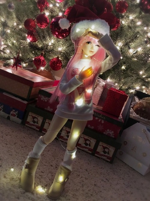 crapolicedolls: Merry Christmas, from Lavinia Claire