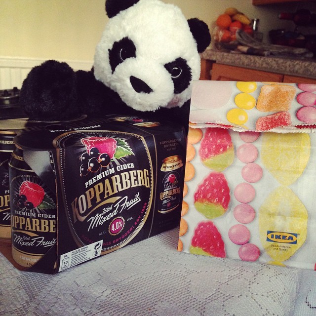 anothersh0tatlife:  Mum and dad brought all the essential things for my flat… I