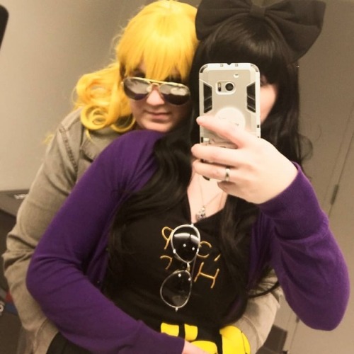 I love these two so much. Bumbleby is probably becoming my OTP. Credit to @my.style.of.sukekan for t