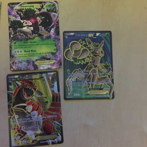 New Pokemon card booster box! 7 EXs. Pretty lucky.