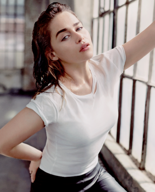 daenerystargaryen:Emilia Clarke for Rolling Stone Magazine (July 2017)