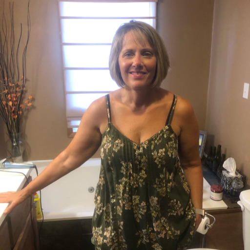 Julie-21-Ca-Deactivated20211022:Southernwomanlovinglife:🤭