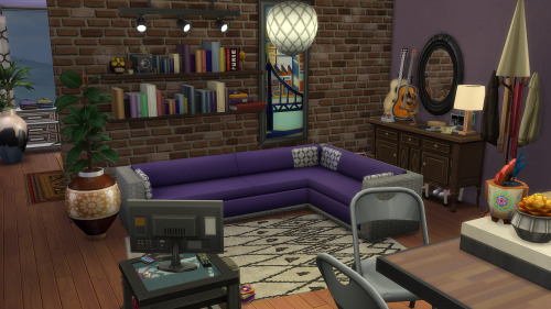 Lovingly ClutteredType: Residential (Room)Lot Size: 6 x 12CC-free 1 Bed, 1 Bath. A cozy studio that 