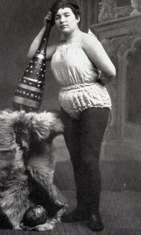 Grete Wolfram, femme athlète, 1910.