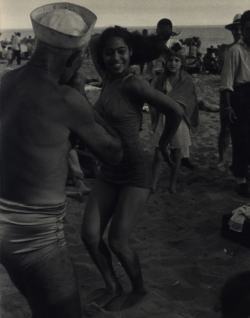 oldnewyorklandia: Dan Weiner.  Coney Island,