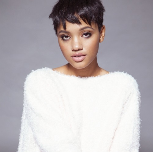jvzmina:  littlesappho:  lightskinlivinglavish:  artistiquesoul:  paintbraveart:  eat-pray-lesbian:  So I may or may not be in love with Kiersey Clemons…  Yass 🙌🏾  So glad she was in Dope.   no questions i am in love with her  She was so adorable
