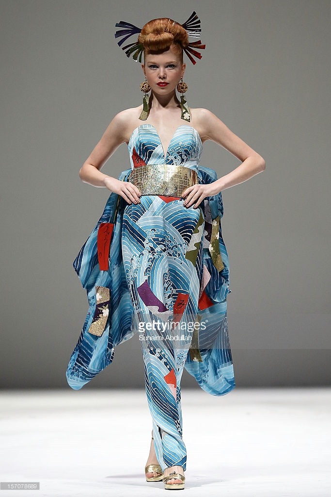 sartorialadventure:Yumi Katsura, fall 2012 (click to enlarge)