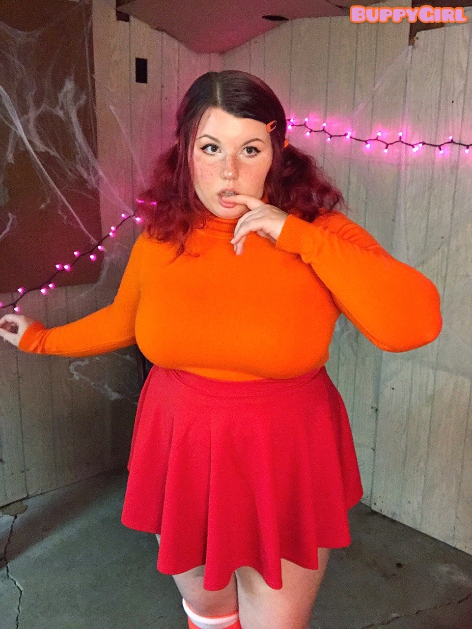 buppygirl:  buppygirl:  You wouldn’t ever take advantage of a lost and now visually impaired Velma, right??…     • VIP Snapchat •  Porn Archive • ManyVids • …Or maybe, you’re the monster who got her here. 👹💀🧟‍♀️👻👽🤖😈🧛🏼‍♂️