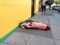 Cappstreetcrap:  Homeless Man In Sf Mission District… - Imgur (20Th Street, It