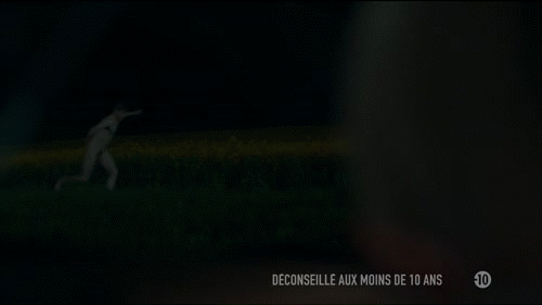 famousnudenaked:  Billy Howle Frontal Nude in Glue (S01EP01)