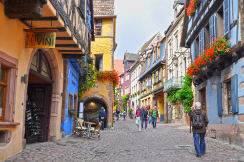 travelthisworld:  Colmar, Alsace, France | by Yonca Evren