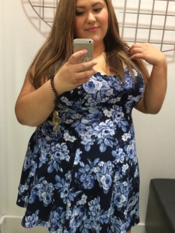 bigcutieluscious:This dress doesn’t fit like it used to lol