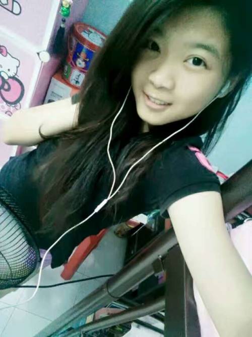 evacheah: 宅在家 来我家一起玩吧