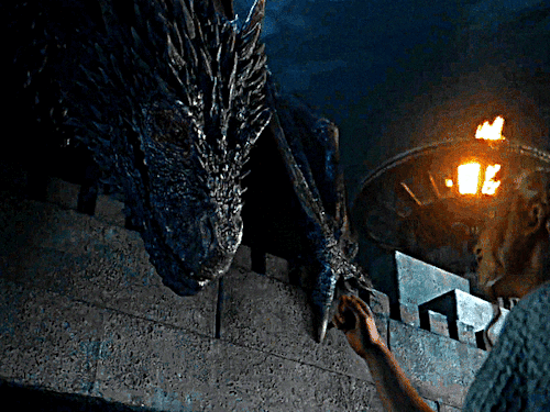 DAENERYS TARGARYEN And DROGON Game Of Thrones (2011-2019) 5.02