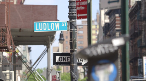 zestroked:  “Bands were coming to the Lower East Side because they wanted to be a part of something or saw something that seemed exiting.” - Albert Hammond Jr in Scene+Heard, Episdoe 1: The Strokes