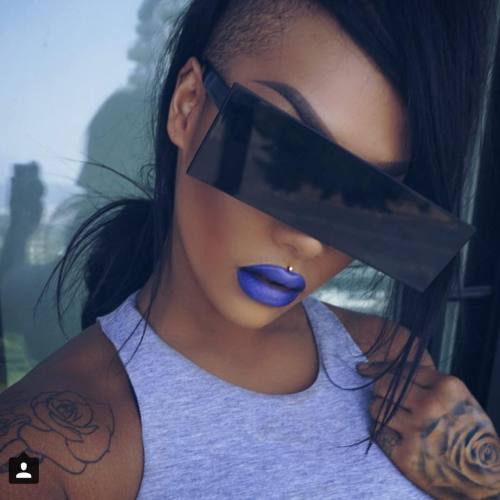 hoodfuturism: bedpartymakeover: Could she be fiercer im hip to this SUNGLASSES