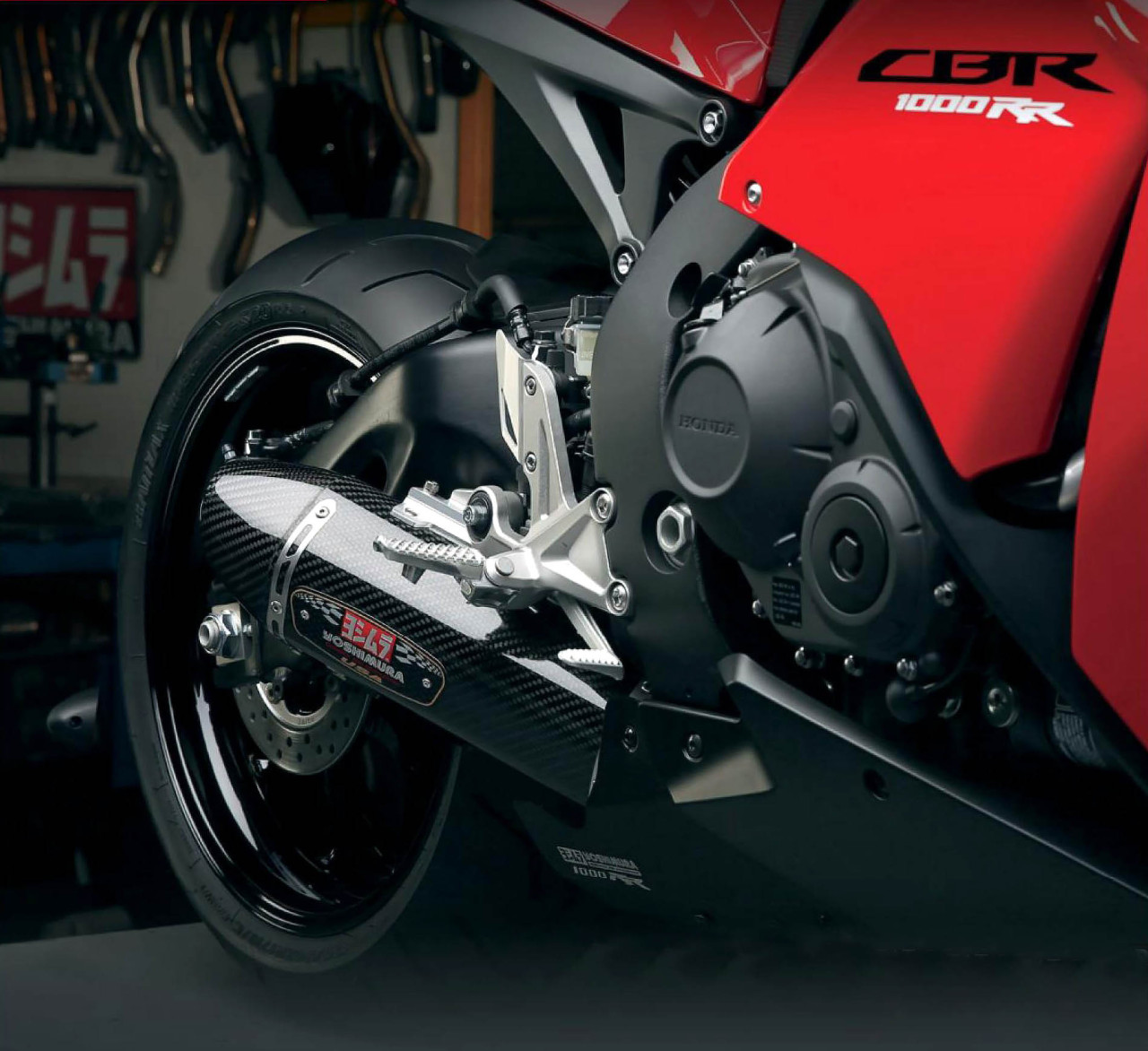 Love my bike!! #honda #cbr1000rr #yoshimura