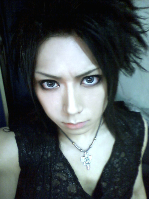 misakisheadphones:  ♪ fave musicians spam # 02