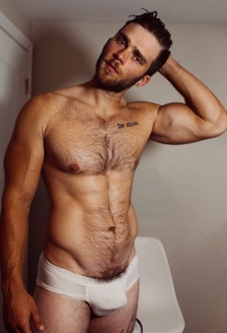 cuddlyuk-gay:  pepperoni-lover:  I generally reblog pics of guys with varying degrees of hair, if you want to check out some of the others, go to: http://cuddlyuk-gay.tumblr.com So, who knows what’s gonna happen between now  and 17th Dec, but should