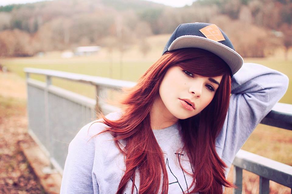 miss-watson-world:  Julia Coldfront  La amo