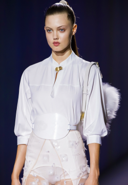 huggin: Lindsey Wixson @ Vionnet Spring 2015