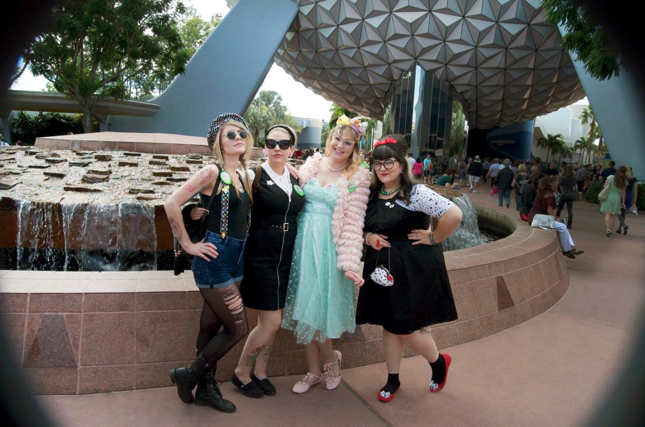 matticus-nightshade:  Some of my FAVORITE pics from Megan and Mine’s Dapper Day