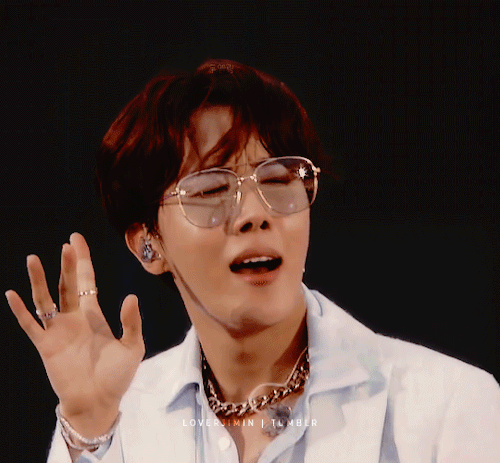 Random Gifs Of Bangtan (9/105)