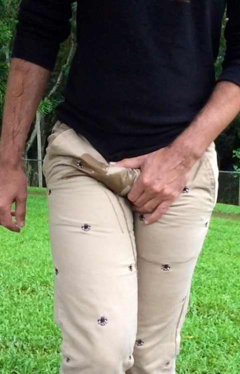 wetboi808:  Held it as long as I could, squirming all the way to the park… Then lost control and flooded my tight khakis, filling my shoes… Now for the squishy walk home… 