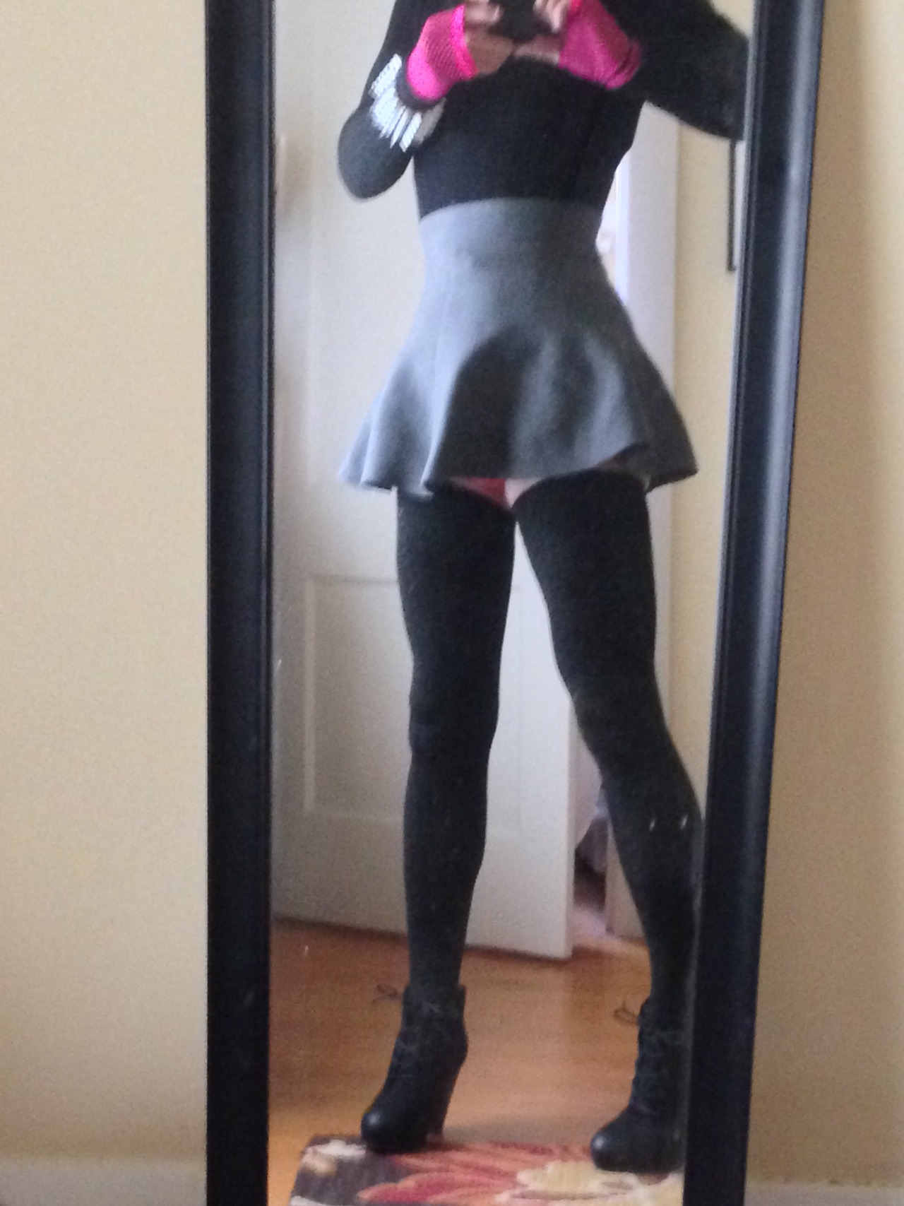 becomeatrap:  #lilypeters   dressed &amp; ready to perform any task…  She