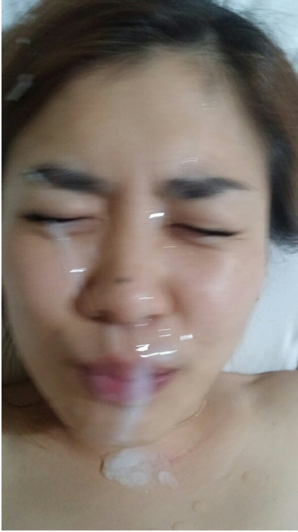 Blurry, but amateur cum face girls are beautiful